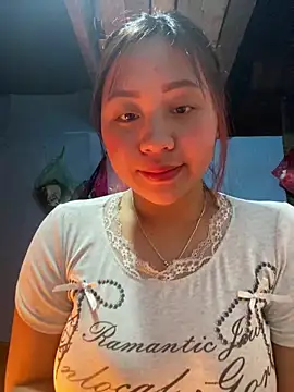 maianhcute online show from February 2026 02:39:02 PM