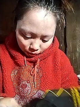 venu00 online show from February 2026 04:33:02 AM