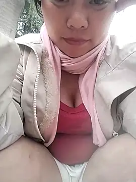 venu00 online show from February 2026 06:25:01 AM