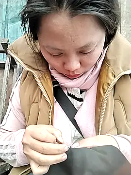 venu00 online show from February 2026 03:58:01 AM