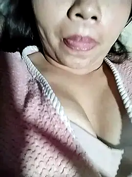 venu00 online show from January 2026 12:03:02 AM