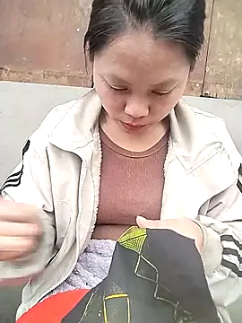 venu00 online show from February 2026 03:28:01 AM