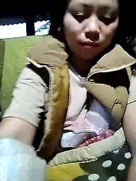 venu00 online show from December 2025 11:42:02 PM