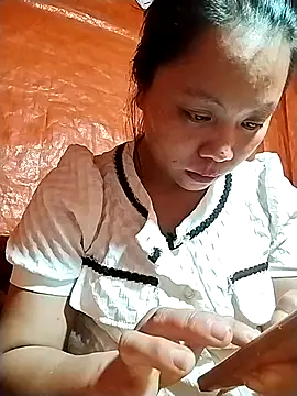 venu00 online show from October 2025 12:38:02 PM