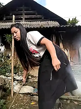 venu00 online show from November 2025 02:59:02 AM