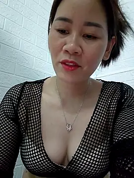 Singlemom69x online show from September 2025 01:48:01 AM