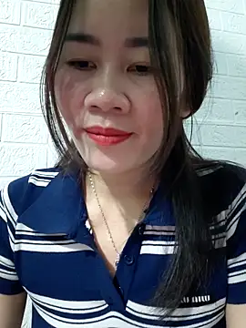 Singlemom69x online show from December 2025 01:54:02 AM