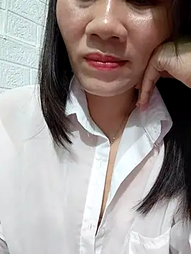 Singlemom69x online show from November 2025 03:00:02 AM