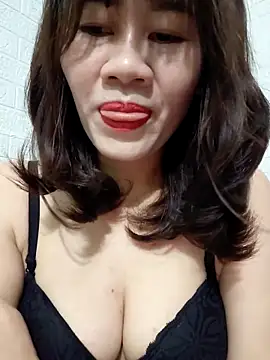Singlemom69x online show from May 2026 01:15:02 AM