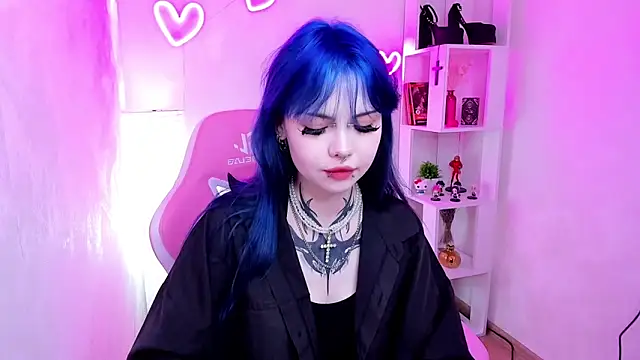 Snapshot of Morana_Batt chatting on December 2025 02:21:01 AM Morana Batt online show from December 2025 02:21:01 AM