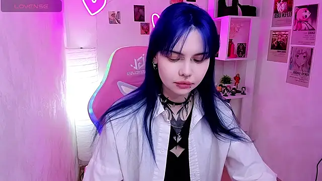 Morana Batt online show from December 2025 02:14:02 AM