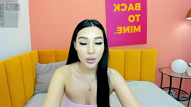 Snapshot of Jennifer_Munoz chatting on November 2025 01:32:02 AM Jennifer Munoz online show from November 2025 01:32:02 AM