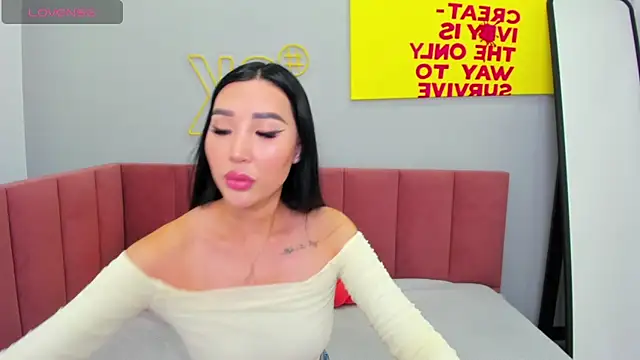 Snapshot of Jennifer_Munoz chatting on October 2025 06:37:01 AM Jennifer Munoz online show from October 2025 06:37:01 AM