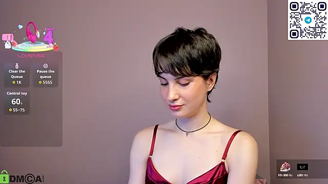 Adeline Perle online show from September 2025 02:12:01 AM