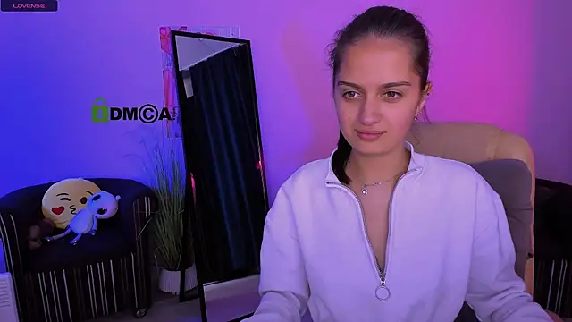 Snapshot of talia_seduce chatting on October 2025 03:02:01 PM talia seduce online show from October 2025 03:02:01 PM
