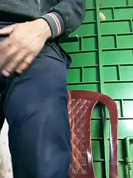 boyraj28 online show from February 2026 07:56:01 PM