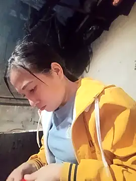 YAYAA-502 online show from November 2025 12:48:01 AM