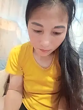 Snapshot of YAYAA-502 chatting on October 2025 10:44:01 PM YAYAA-502 online show from October 2025 10:44:01 PM