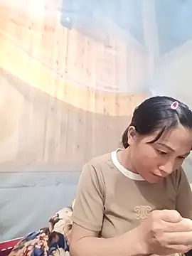 Snapshot of YAYAA-502 chatting on October 2025 01:01:02 PM YAYAA-502 online show from October 2025 01:01:02 PM