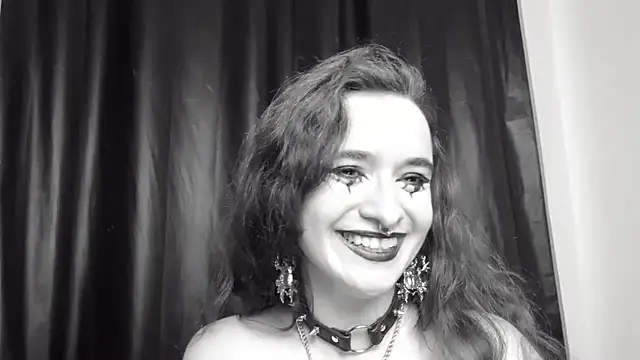 dreamin blaze online show from November 2025 08:25:02 AM