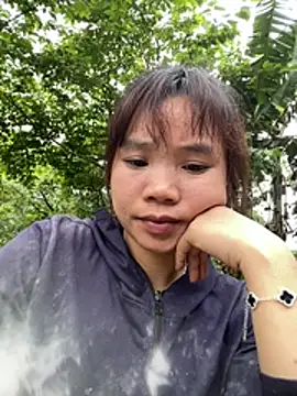 Ngoc-bbi online show from May 2026 06:06:02 AM