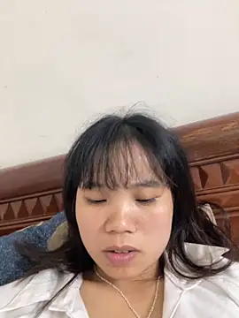 Ngoc-bbi online show from September 2025 05:53:02 PM