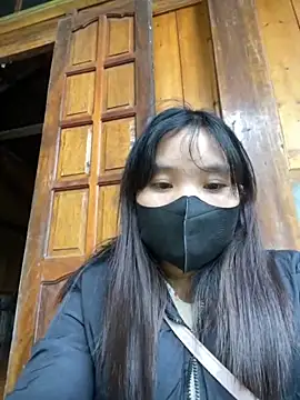 Snapshot of Ngoc-bbi chatting on November 2025 05:55:01 AM Ngoc-bbi online show from November 2025 05:55:01 AM