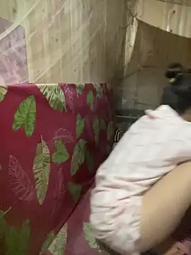 Ngoc-bbi online show from April 2026 01:45:02 PM