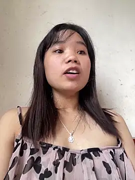 Ngoc-bbi online show from October 2025 04:16:01 AM