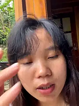 Ngoc-bbi online show from October 2025 05:28:02 AM