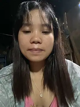 Snapshot of Ngoc-bbi chatting on October 2025 04:33:01 AM Ngoc-bbi online show from October 2025 04:33:01 AM