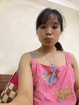 Ngoc-bbi online show from October 2025 11:12:01 AM