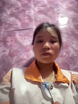 Ngoc-bbi online show from April 2026 02:24:02 PM