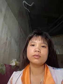 Ngoc-bbi online show from April 2026 11:06:01 PM