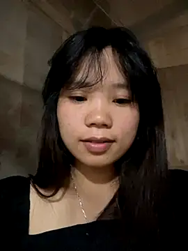 Snapshot of Ngoc-bbi chatting on November 2025 12:37:01 AM Ngoc-bbi online show from November 2025 12:37:01 AM