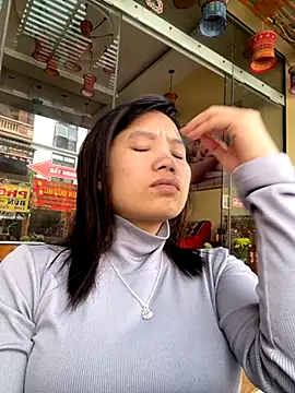 Ngoc-bbi online show from September 2025 06:04:02 AM