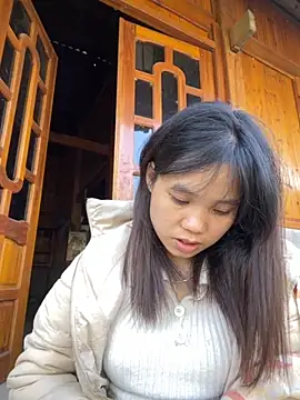 Snapshot of Ngoc-bbi chatting on November 2025 02:12:02 AM Ngoc-bbi online show from November 2025 02:12:02 AM