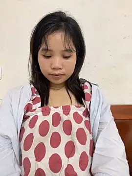 Ngoc-bbi online show from October 2025 10:45:02 AM