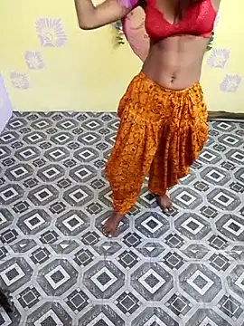 Snapshot of Cute-Rashmii chatting on October 2025 09:30:02 AM Cute-Rashmii online show from October 2025 09:30:02 AM