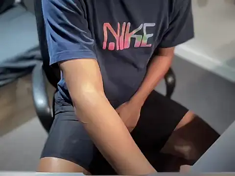 chrisking9916 online show from December 2025 09:59:01 PM