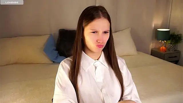 MelaniSeiver online show from December 2025 01:05:01 AM