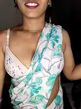 Savita2310 online show from November 2025 05:50:01 PM