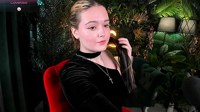 HeyMary online show from September 2025 05:13:01 AM