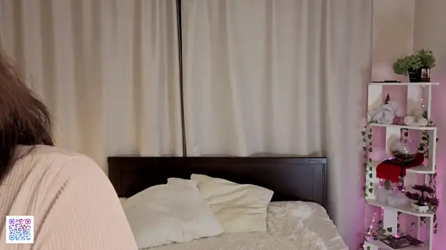 Snapshot of ThuBoppre chatting on October 2025 05:36:02 PM ThuBoppre online show from October 2025 05:36:02 PM