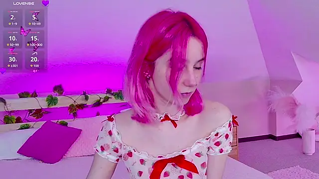 Snapshot of Liann_Stark chatting on April 2026 06:48:02 AM Liann Stark online show from April 2026 06:48:02 AM