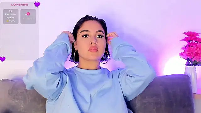 AnaLevii online show from January 2026 09:49:02 AM