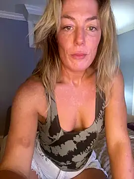 Stretchmeslowly online show from September 2025 12:10:02 AM
