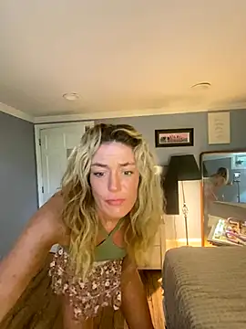 Stretchmeslowly online show from September 2025 06:52:01 PM