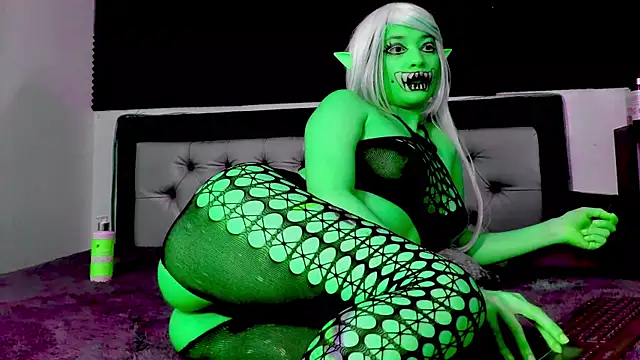 Akalidemon online show from November 2025 03:21:01 AM