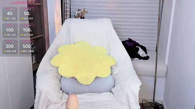 BlueBaby-77 online show from December 2025 04:16:01 PM